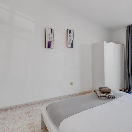 Apartment House Nina With Jacuzzi Playa San Juan