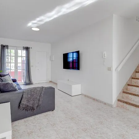 House Nina With Jacuzzi Apartman Playa de San Juan